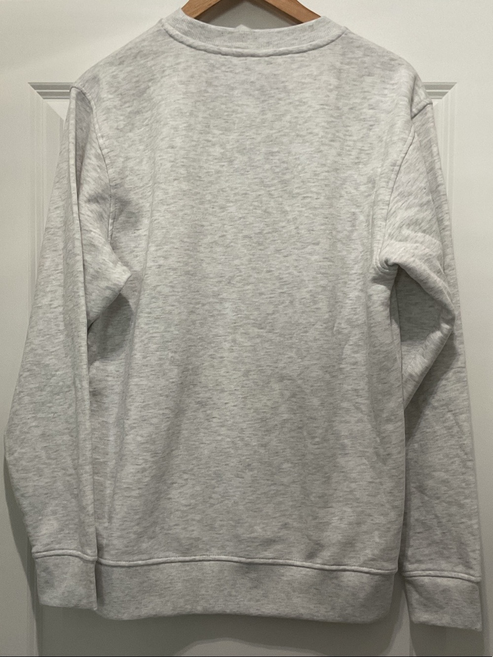 Rivalry Threads Grey Crewneck - Michigan Wolverines - Picture 2 of 4
